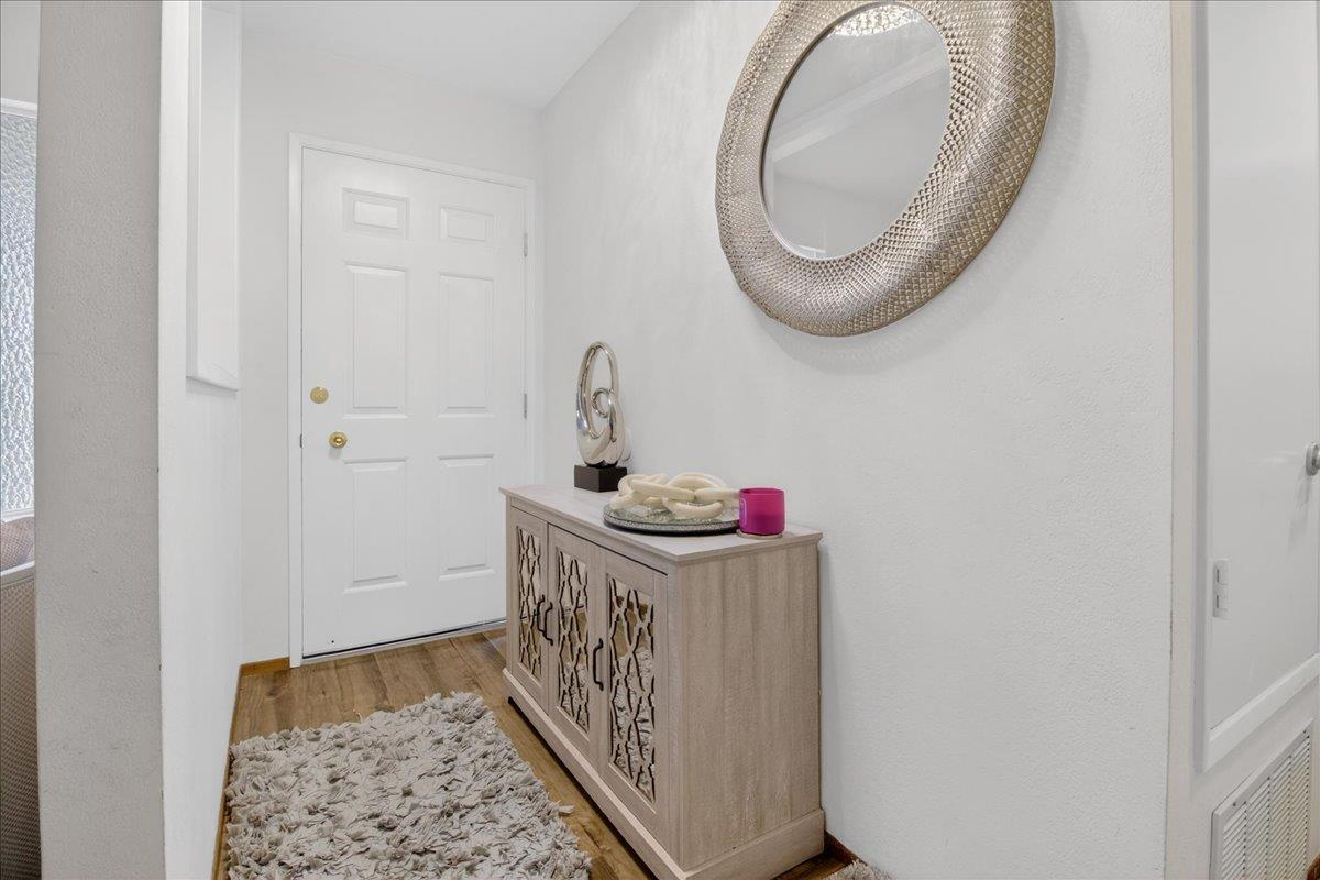 Detail Gallery Image 6 of 26 For 525 Cloudview Dr, Watsonville,  CA 95076 - 2 Beds | 2 Baths