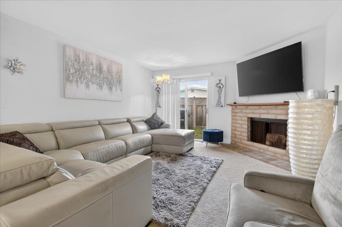 Detail Gallery Image 8 of 26 For 525 Cloudview Dr, Watsonville,  CA 95076 - 2 Beds | 2 Baths