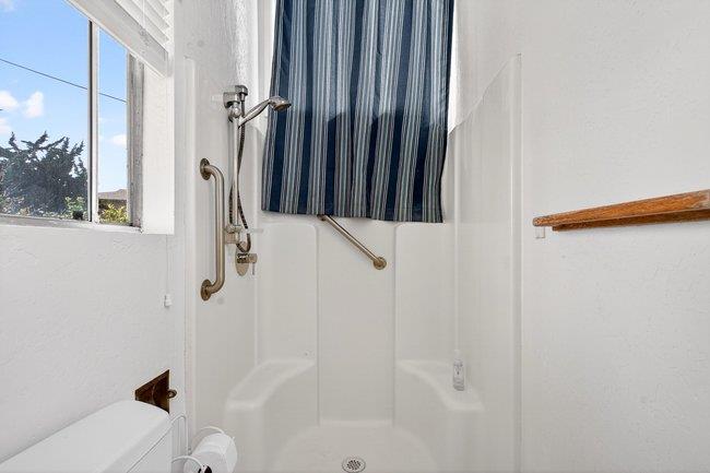 Detail Gallery Image 16 of 30 For 119 Sacramento Ave, Santa Cruz,  CA 95060 - 2 Beds | 2 Baths