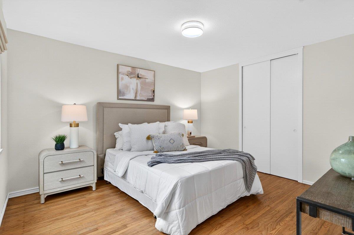 Detail Gallery Image 11 of 39 For 1559 Linda Mar Blvd, Pacifica,  CA 94044 - 3 Beds | 1 Baths