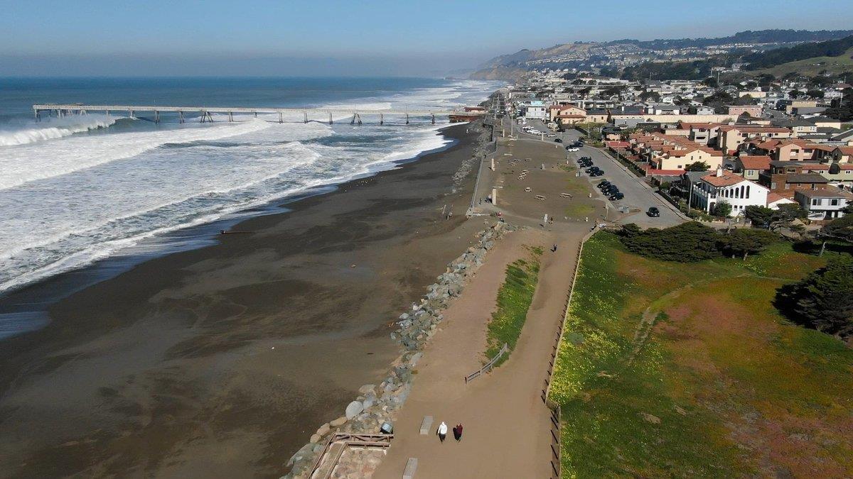 Detail Gallery Image 29 of 39 For 1559 Linda Mar Blvd, Pacifica,  CA 94044 - 3 Beds | 1 Baths