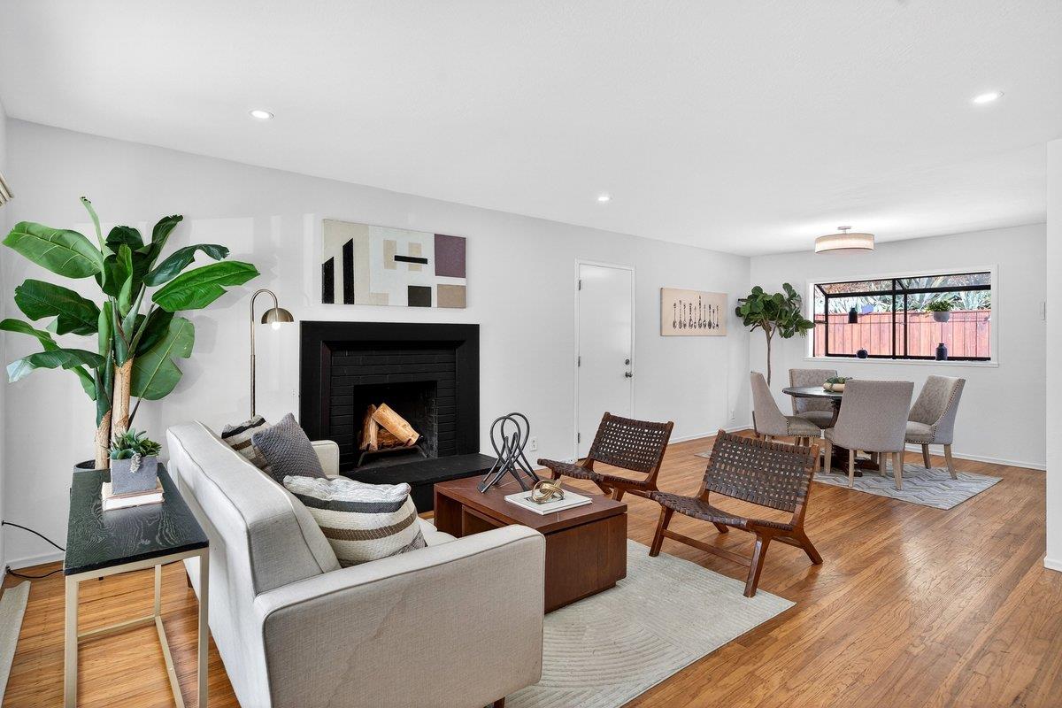 Detail Gallery Image 3 of 39 For 1559 Linda Mar Blvd, Pacifica,  CA 94044 - 3 Beds | 1 Baths