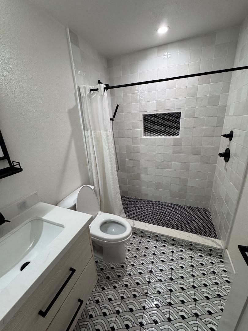 Detail Gallery Image 9 of 36 For 37029 Olive St, Newark,  CA 94560 - 4 Beds | 2 Baths