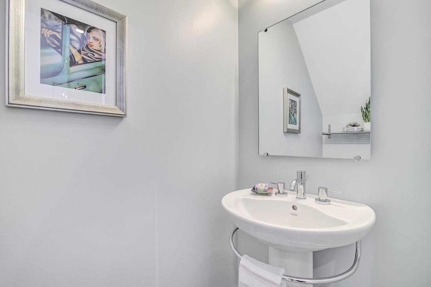 Detail Gallery Image 13 of 48 For 1 San Bruno Ave #J,  Brisbane,  CA 94005 - 2 Beds | 2/1 Baths