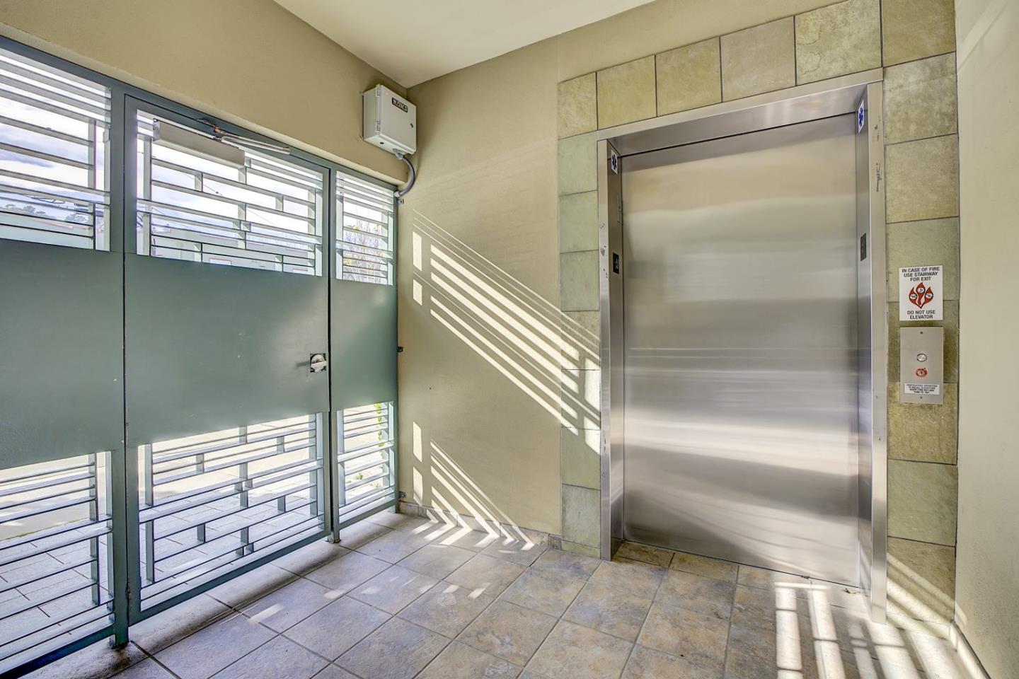 Detail Gallery Image 30 of 48 For 1 San Bruno Ave #J,  Brisbane,  CA 94005 - 2 Beds | 2/1 Baths