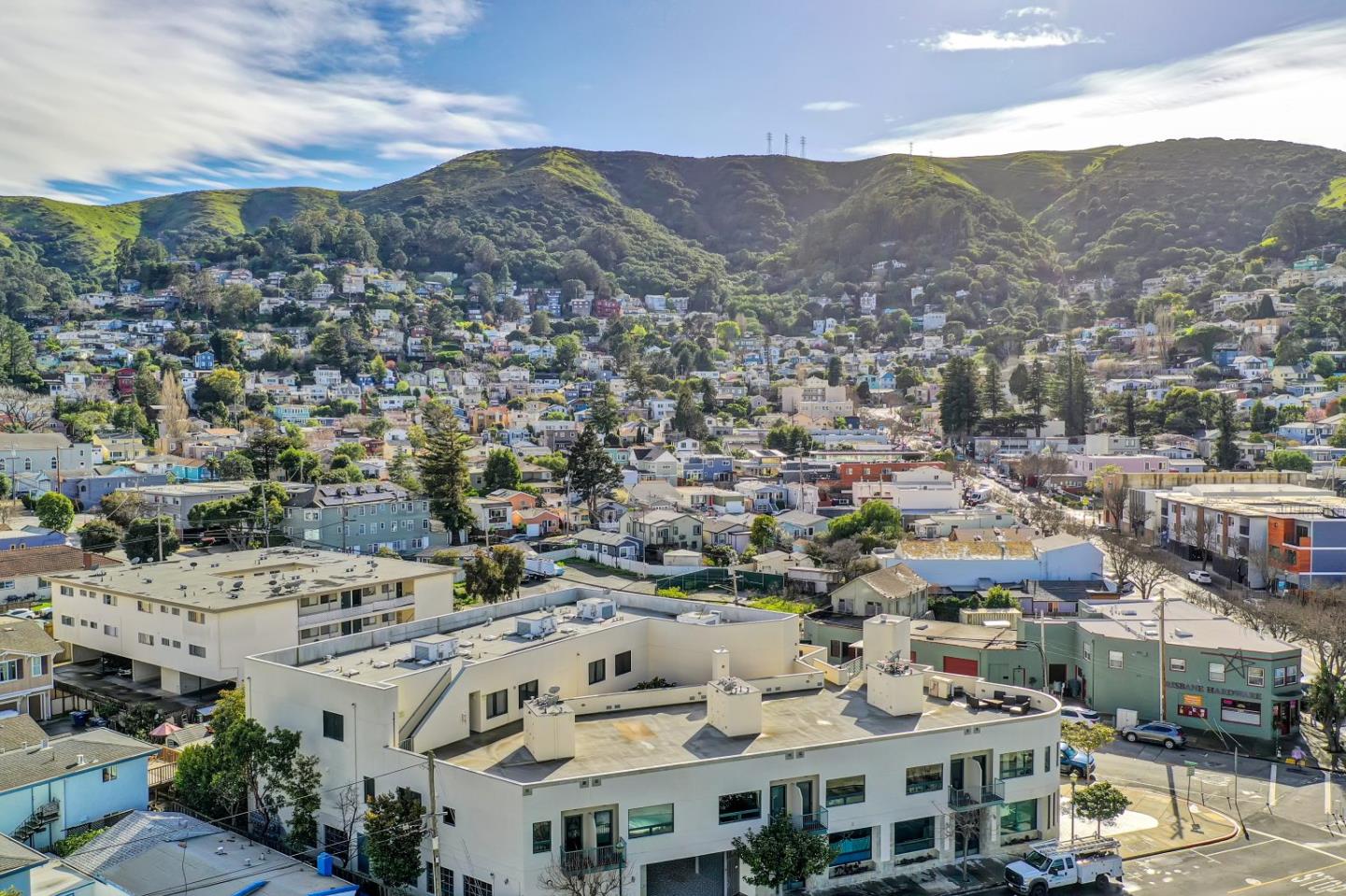 Detail Gallery Image 37 of 48 For 1 San Bruno Ave #J,  Brisbane,  CA 94005 - 2 Beds | 2/1 Baths