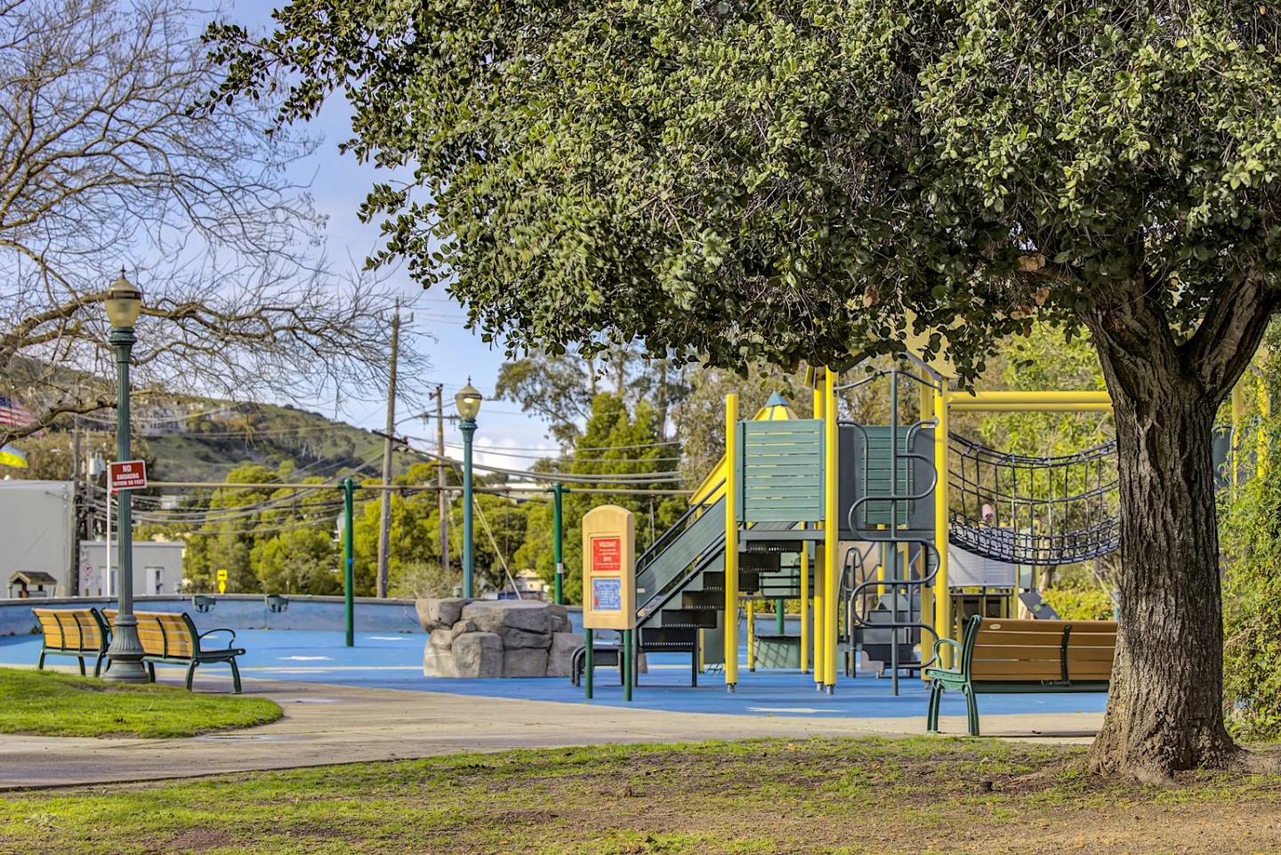 Detail Gallery Image 43 of 48 For 1 San Bruno Ave #J,  Brisbane,  CA 94005 - 2 Beds | 2/1 Baths