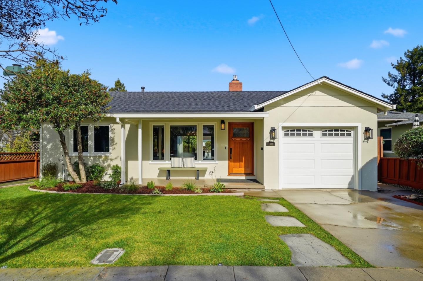 Front Image Thumbnail for ML82035626