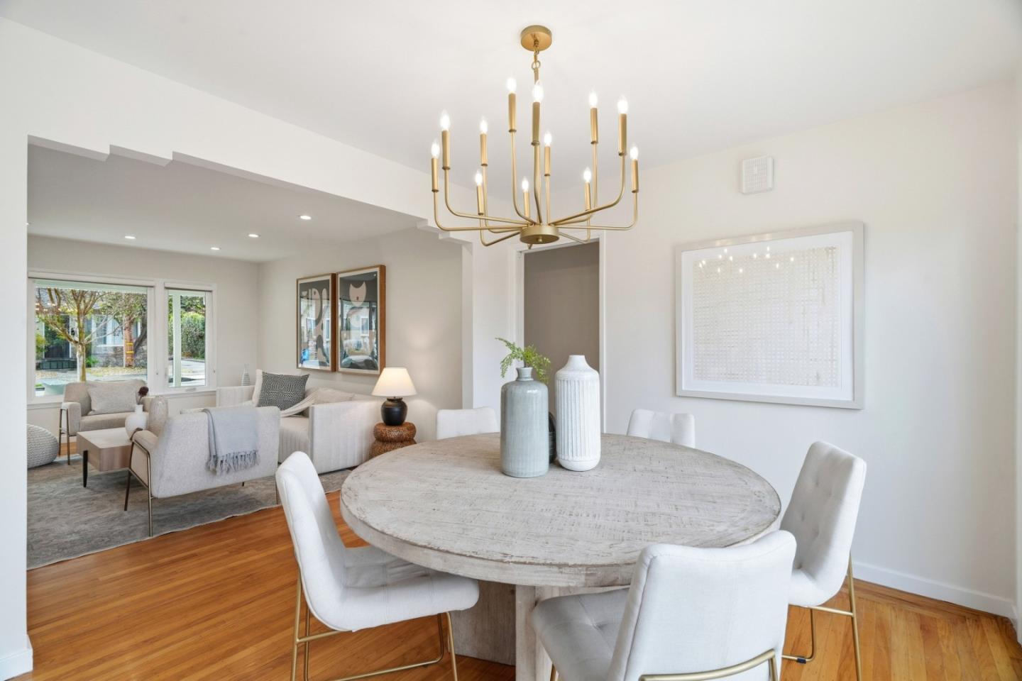 Detail Gallery Image 4 of 16 For 1331 Norman St, Redwood City,  CA 94061 - 2 Beds | 1 Baths