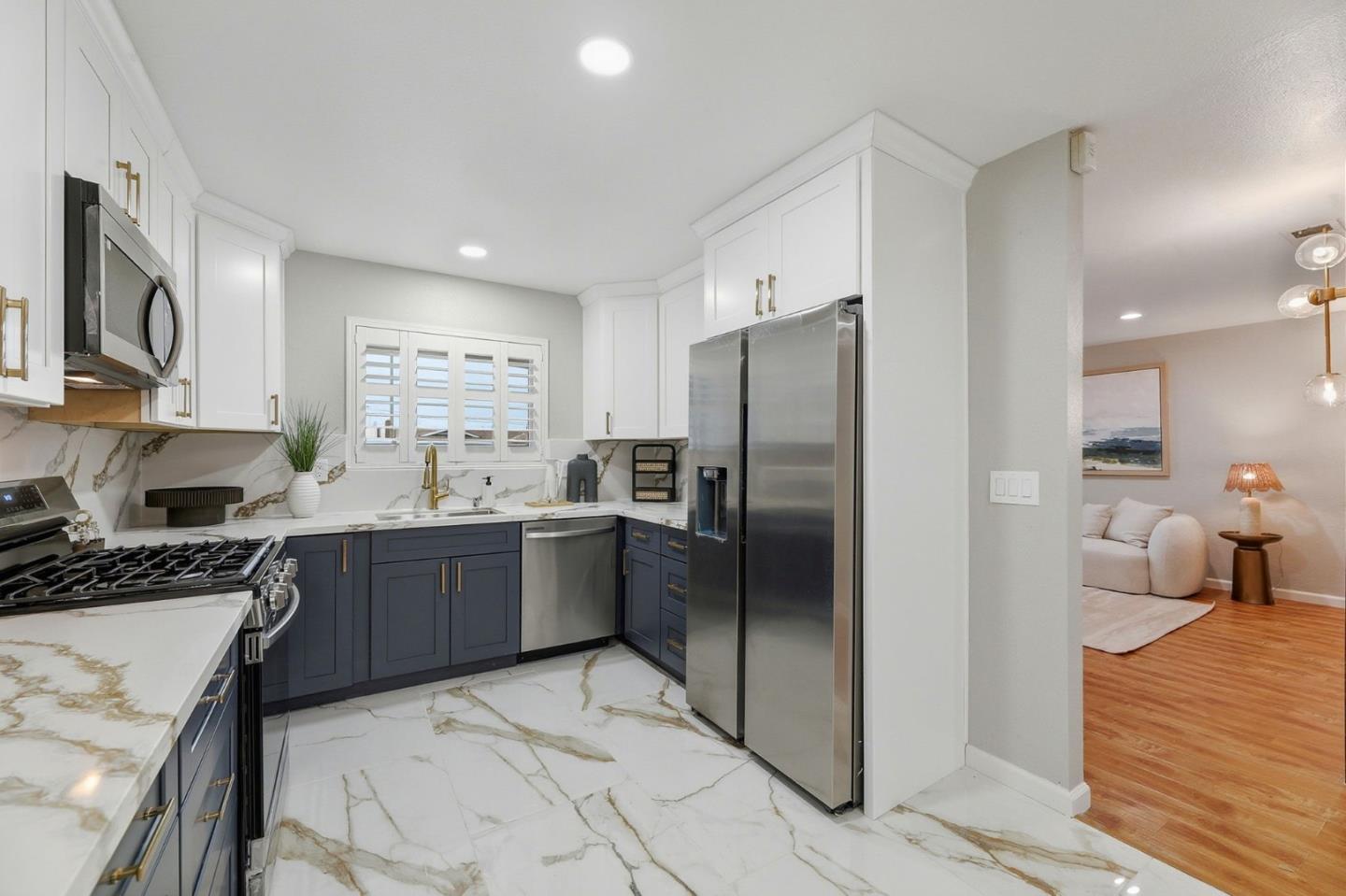 Detail Gallery Image 16 of 34 For 3165 Coldwater Dr, San Jose,  CA 95148 - 4 Beds | 3 Baths