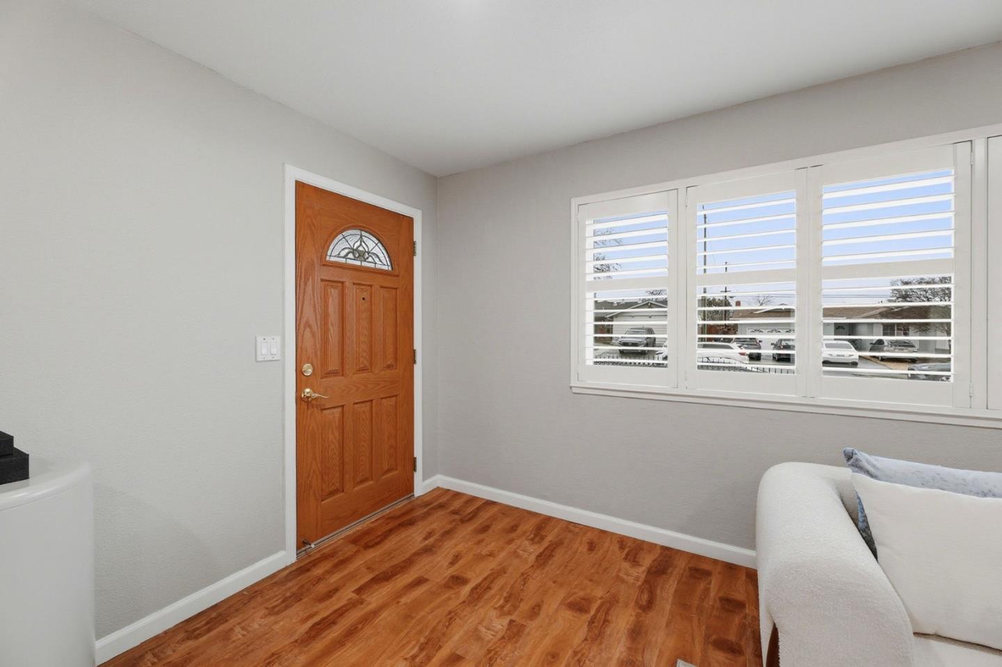 Detail Gallery Image 6 of 34 For 3165 Coldwater Dr, San Jose,  CA 95148 - 4 Beds | 3 Baths