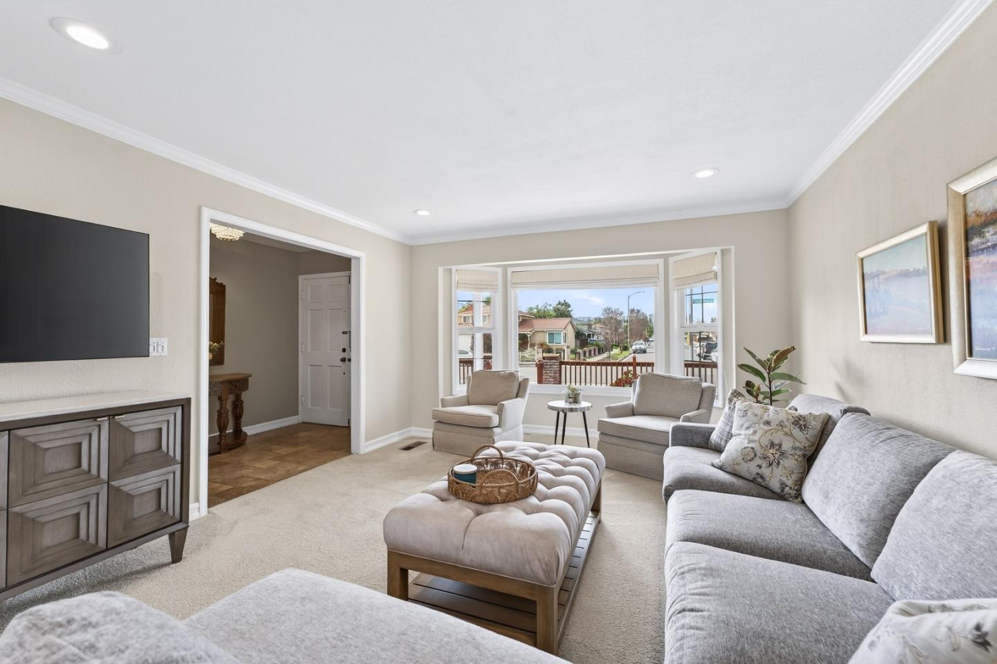 Detail Gallery Image 14 of 84 For 6050 Castello Dr, San Jose,  CA 95120 - 5 Beds | 2/1 Baths