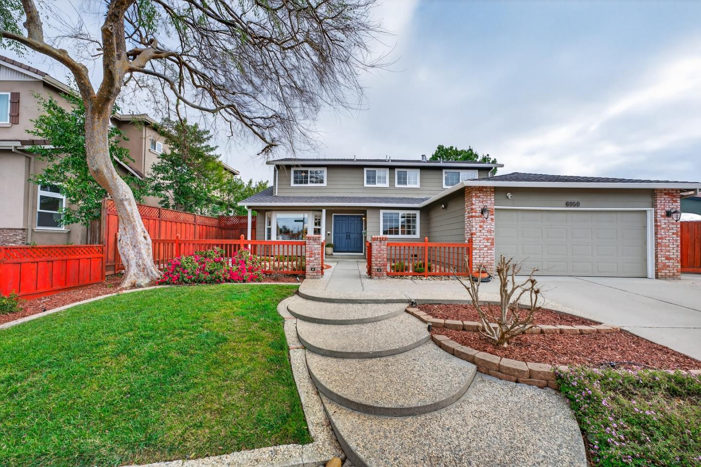 Detail Gallery Image 2 of 84 For 6050 Castello Dr, San Jose,  CA 95120 - 5 Beds | 2/1 Baths