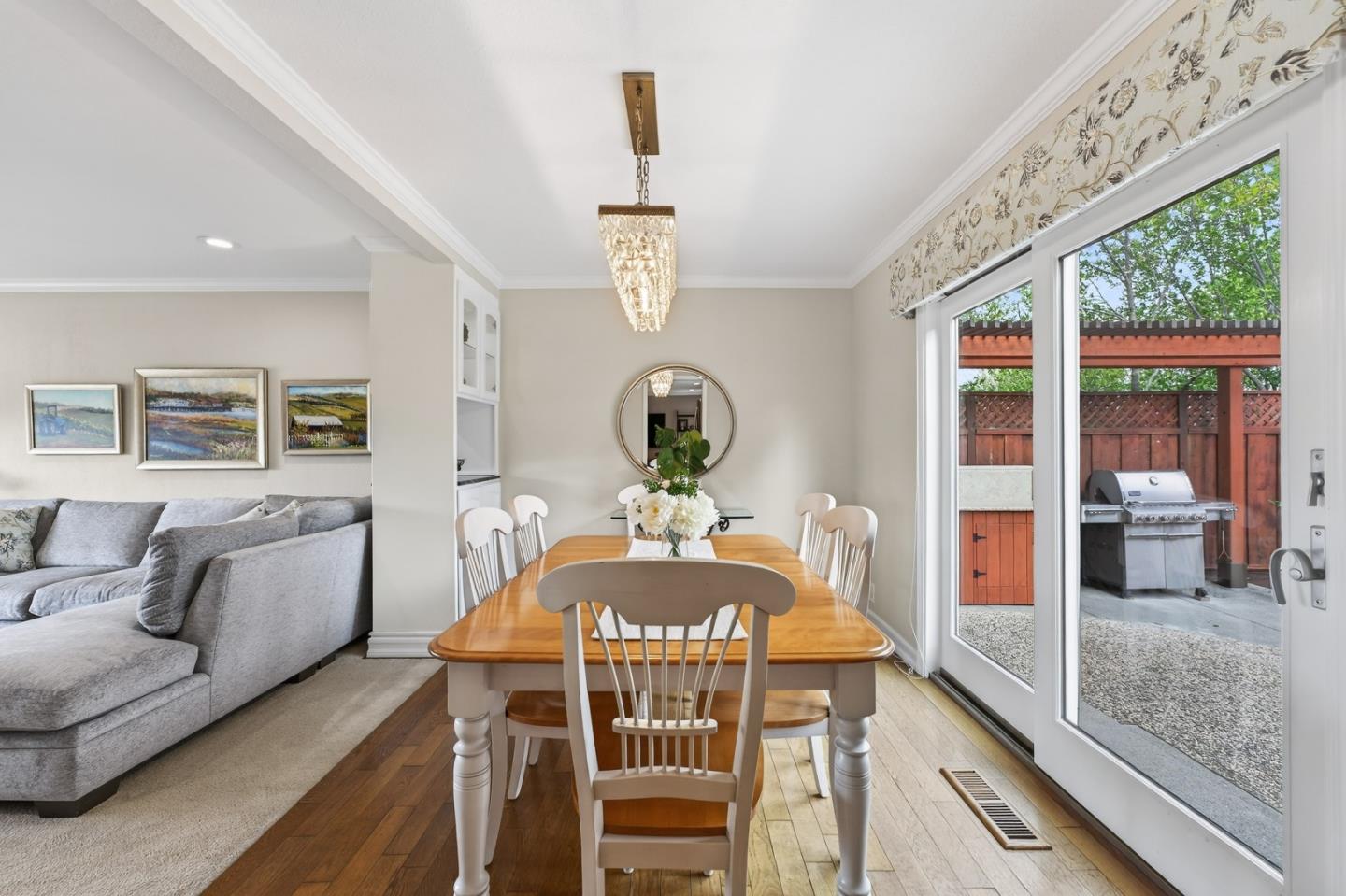 Detail Gallery Image 22 of 84 For 6050 Castello Dr, San Jose,  CA 95120 - 5 Beds | 2/1 Baths