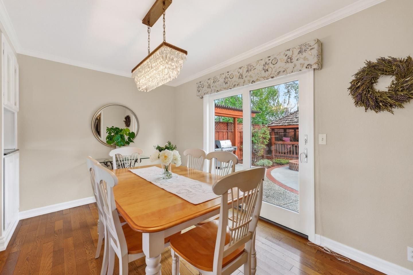 Detail Gallery Image 23 of 84 For 6050 Castello Dr, San Jose,  CA 95120 - 5 Beds | 2/1 Baths