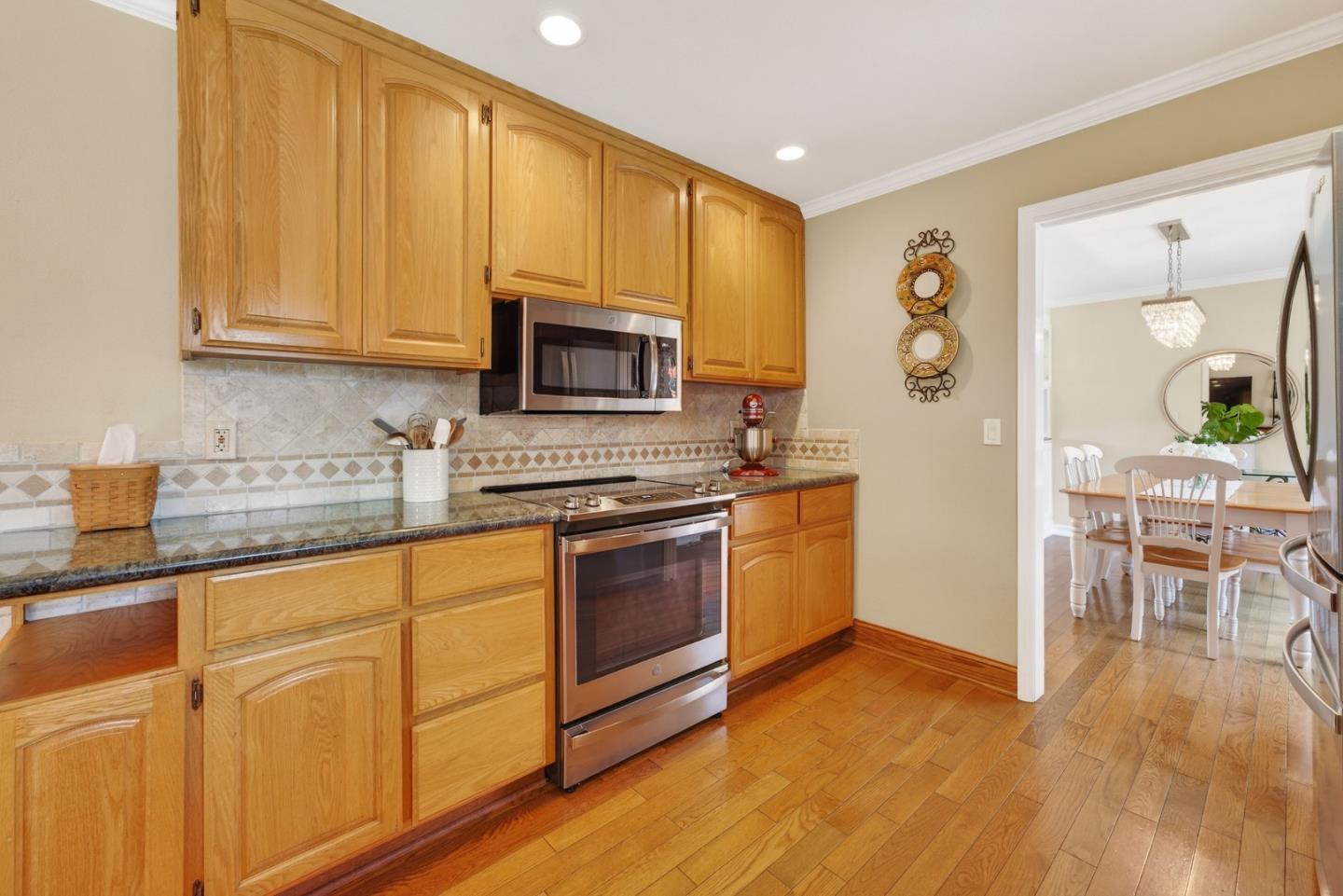 Detail Gallery Image 26 of 84 For 6050 Castello Dr, San Jose,  CA 95120 - 5 Beds | 2/1 Baths