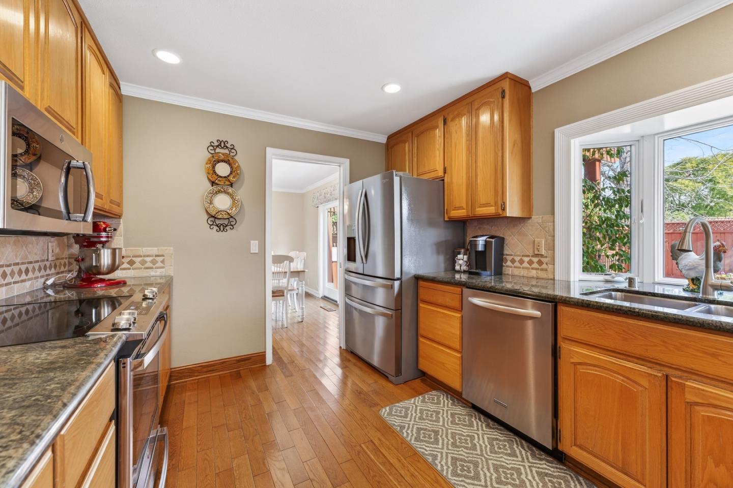 Detail Gallery Image 28 of 84 For 6050 Castello Dr, San Jose,  CA 95120 - 5 Beds | 2/1 Baths