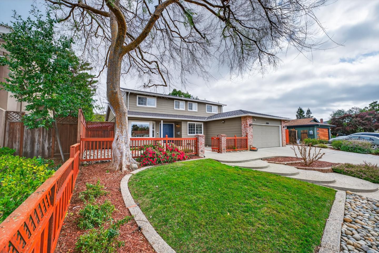 Detail Gallery Image 3 of 84 For 6050 Castello Dr, San Jose,  CA 95120 - 5 Beds | 2/1 Baths