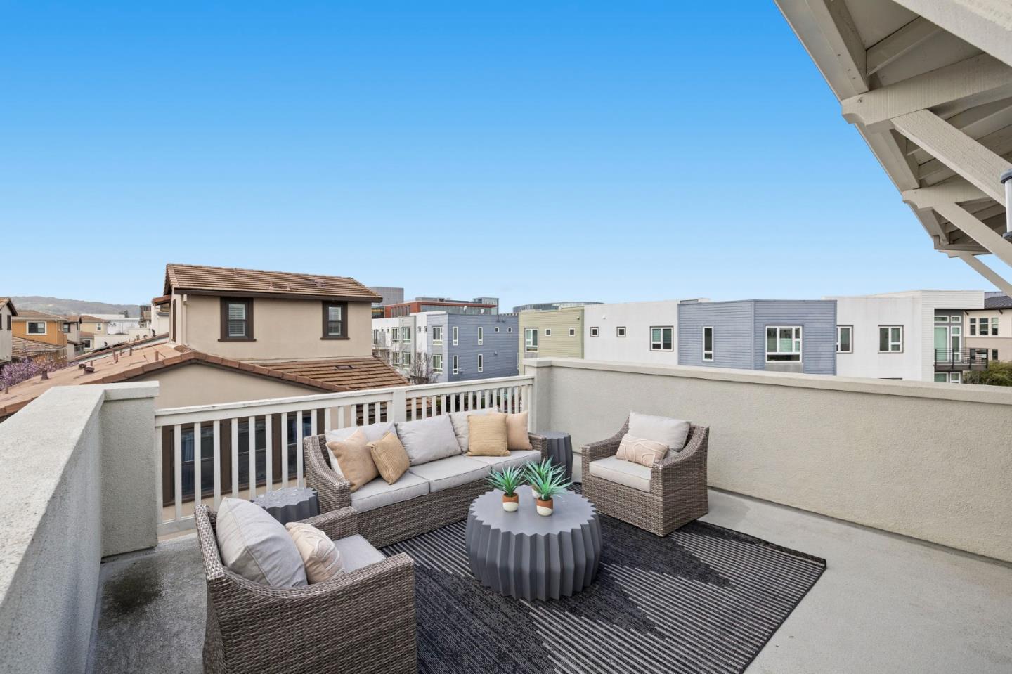 Detail Gallery Image 36 of 40 For 3103 Mena Dr, San Mateo,  CA 94403 - 4 Beds | 4/1 Baths