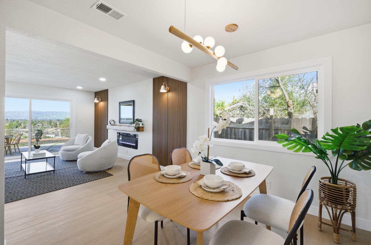 Detail Gallery Image 14 of 36 For 383 River View Dr, San Jose,  CA 95111 - 3 Beds | 2 Baths