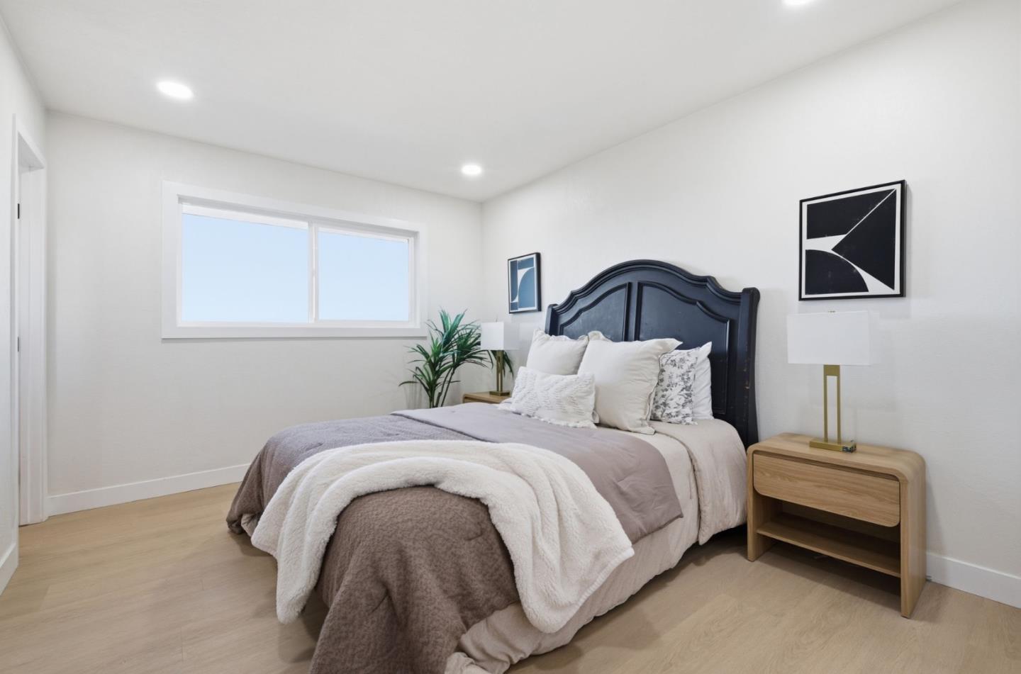 Detail Gallery Image 20 of 36 For 383 River View Dr, San Jose,  CA 95111 - 3 Beds | 2 Baths