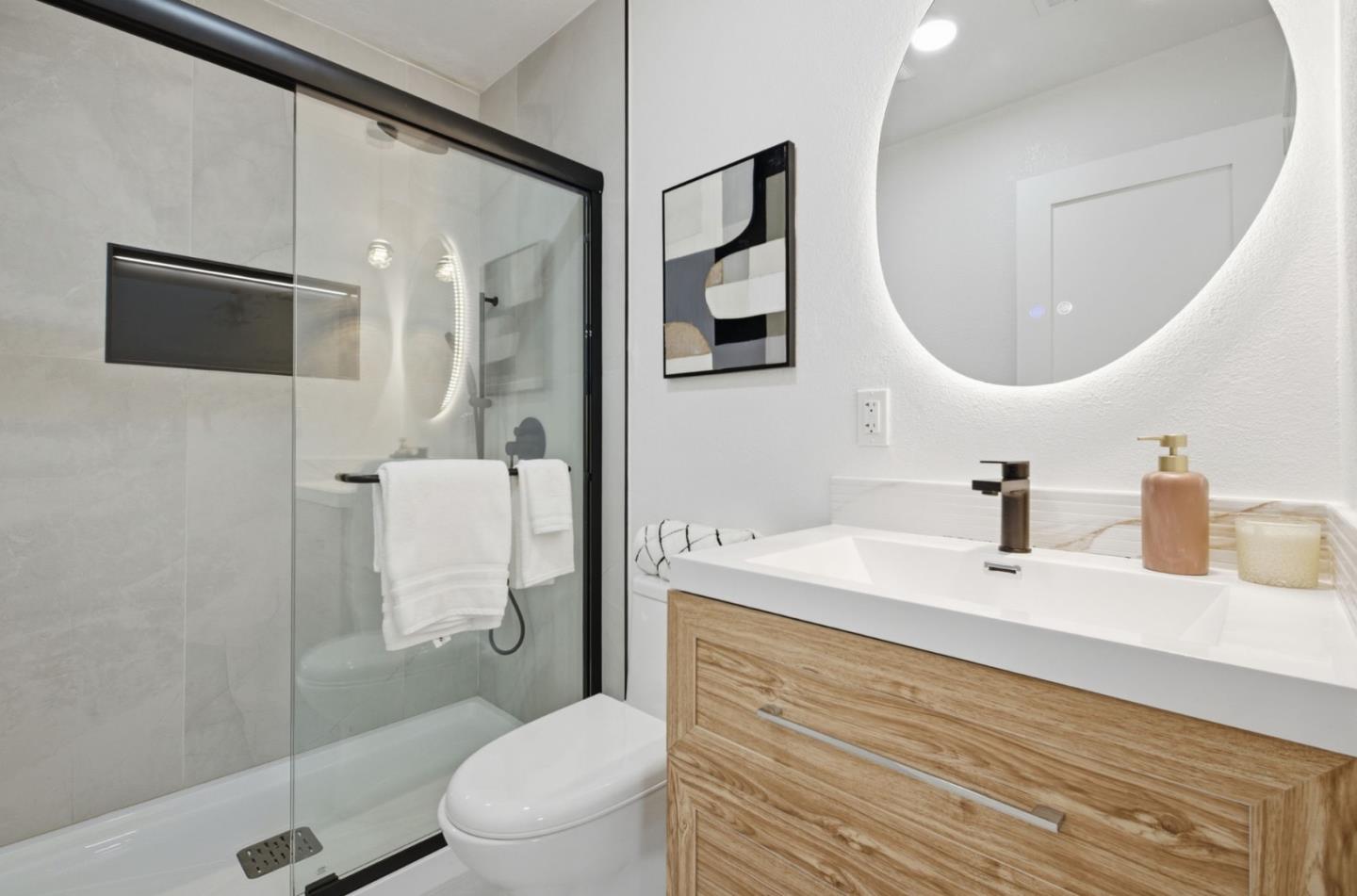 Detail Gallery Image 23 of 36 For 383 River View Dr, San Jose,  CA 95111 - 3 Beds | 2 Baths