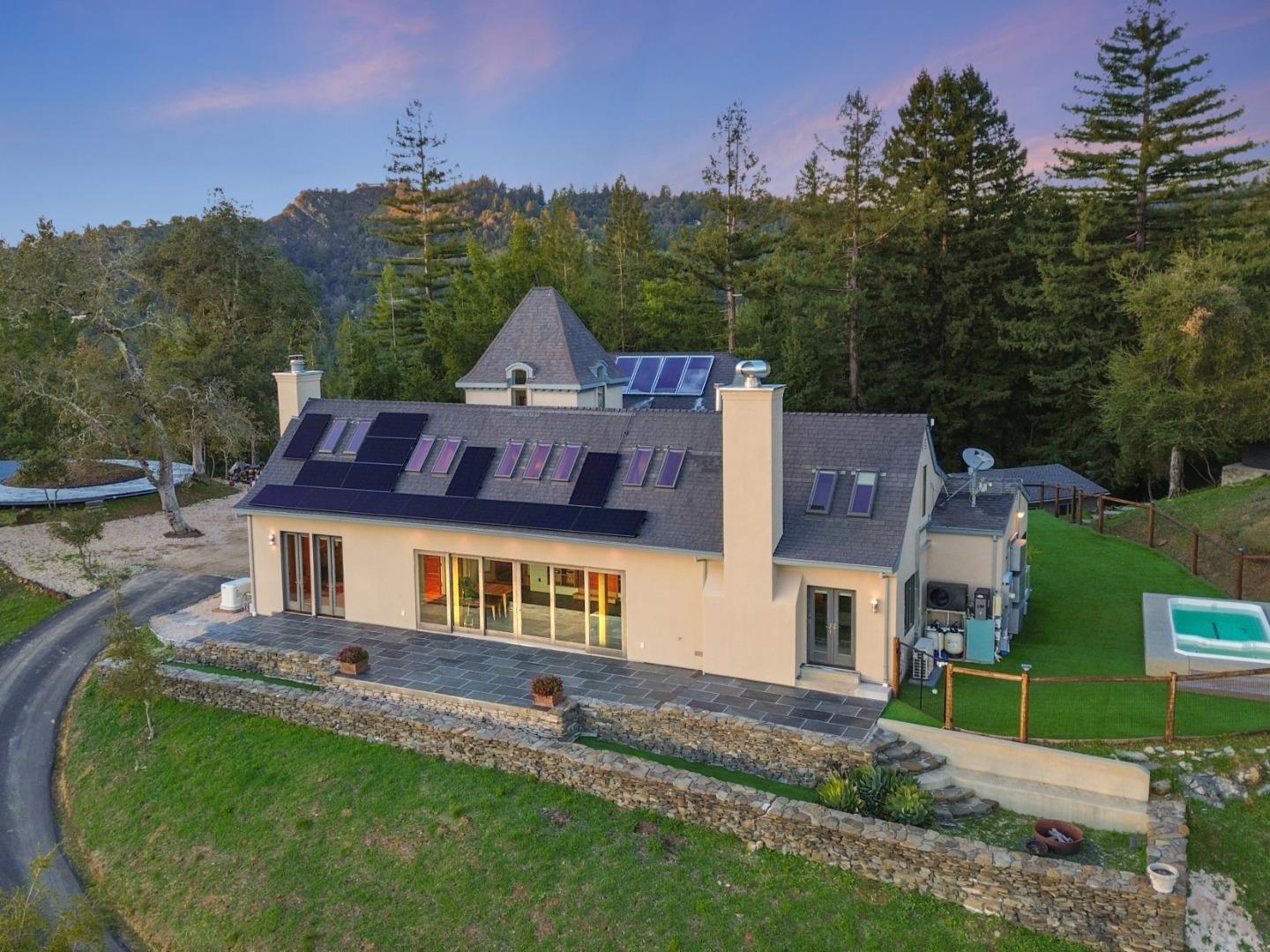 Detail Gallery Image 13 of 73 For 15220 Upper Ellen Rd, Los Gatos,  CA 95033 - 4 Beds | 3 Baths