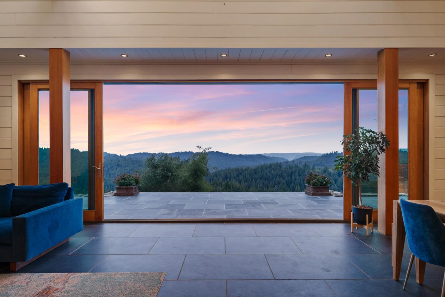 Detail Gallery Image 19 of 73 For 15220 Upper Ellen Rd, Los Gatos,  CA 95033 - 4 Beds | 3 Baths