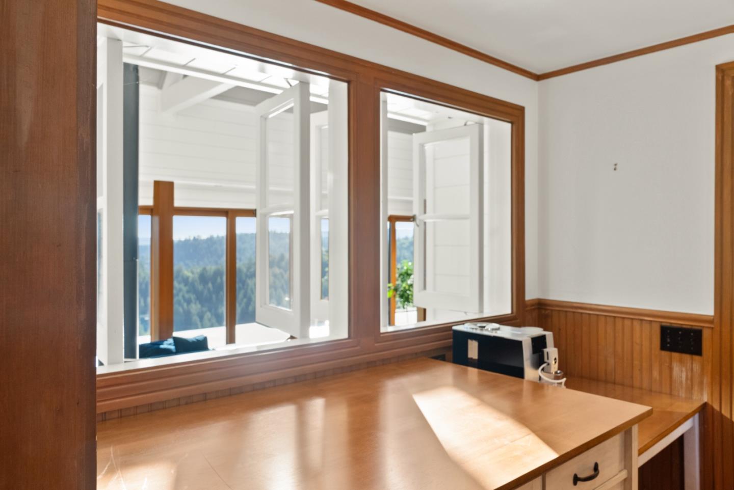 Detail Gallery Image 33 of 73 For 15220 Upper Ellen Rd, Los Gatos,  CA 95033 - 4 Beds | 3 Baths