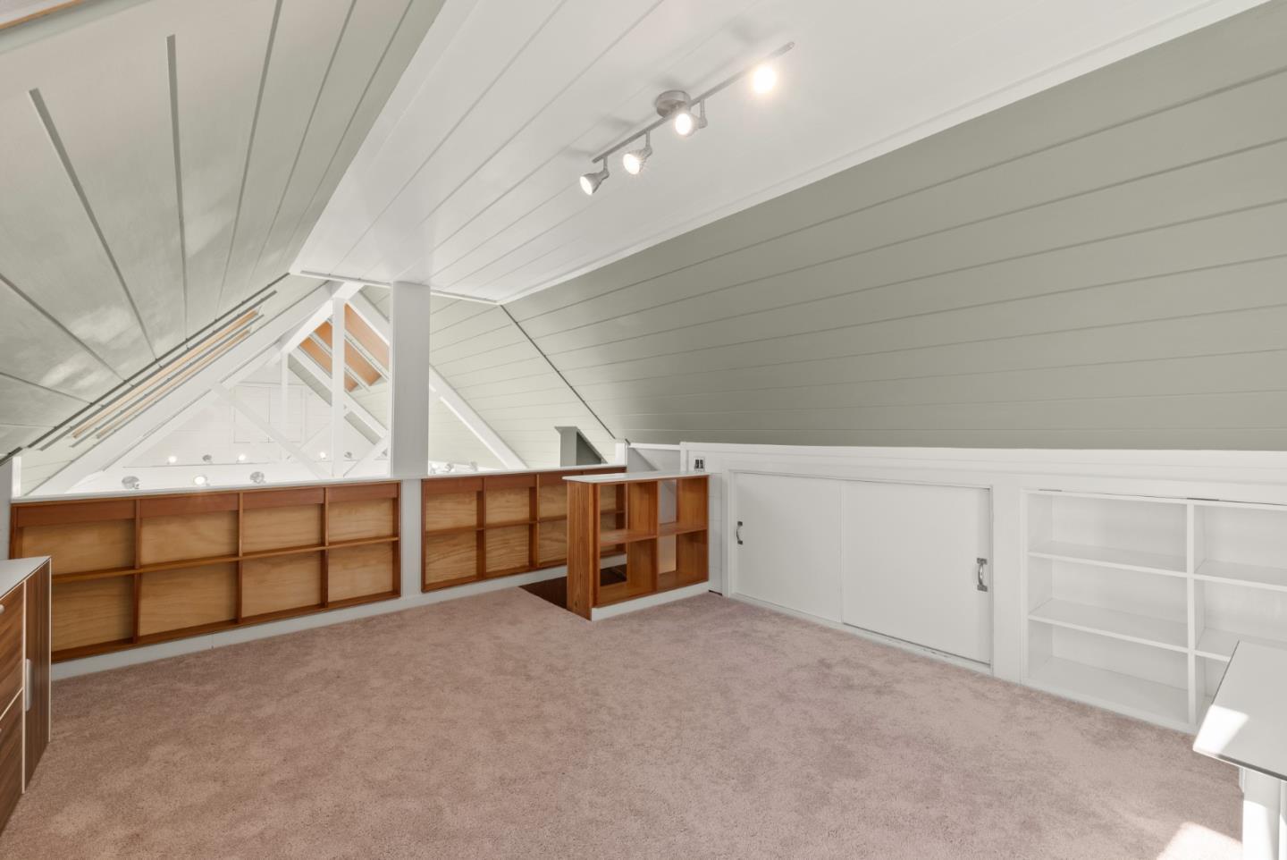 Detail Gallery Image 53 of 73 For 15220 Upper Ellen Rd, Los Gatos,  CA 95033 - 4 Beds | 3 Baths