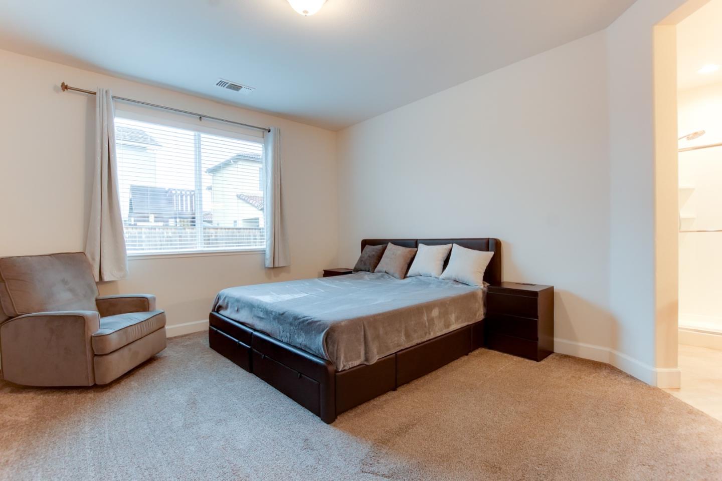 Detail Gallery Image 27 of 42 For 542 Cadiz Dr, Hollister,  CA 95023 - 3 Beds | 2 Baths