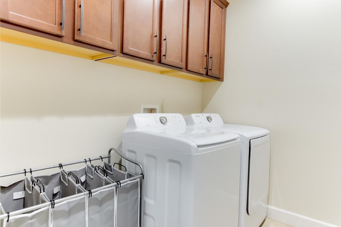 Detail Gallery Image 33 of 42 For 542 Cadiz Dr, Hollister,  CA 95023 - 3 Beds | 2 Baths