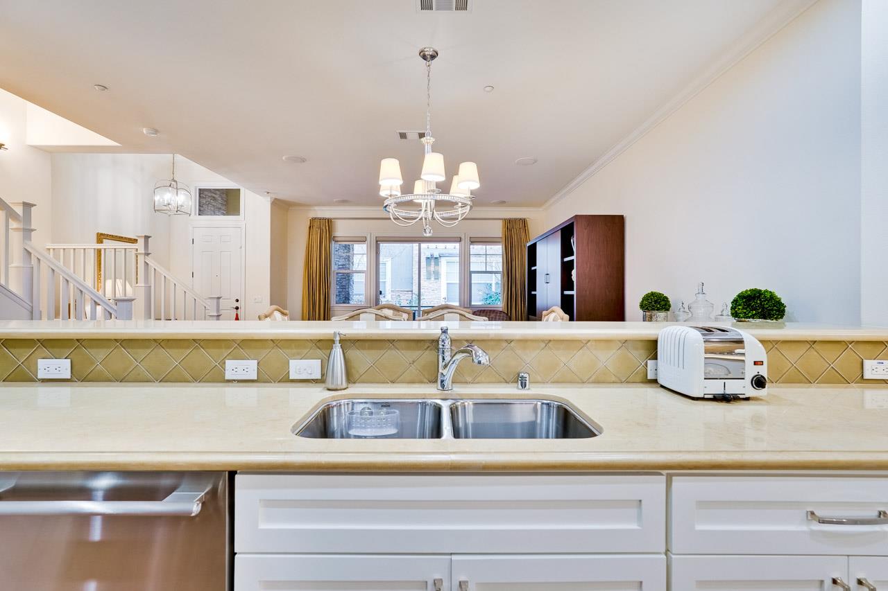 Detail Gallery Image 20 of 71 For 2812 Paseo Ln, San Jose,  CA 95124 - 4 Beds | 4/1 Baths