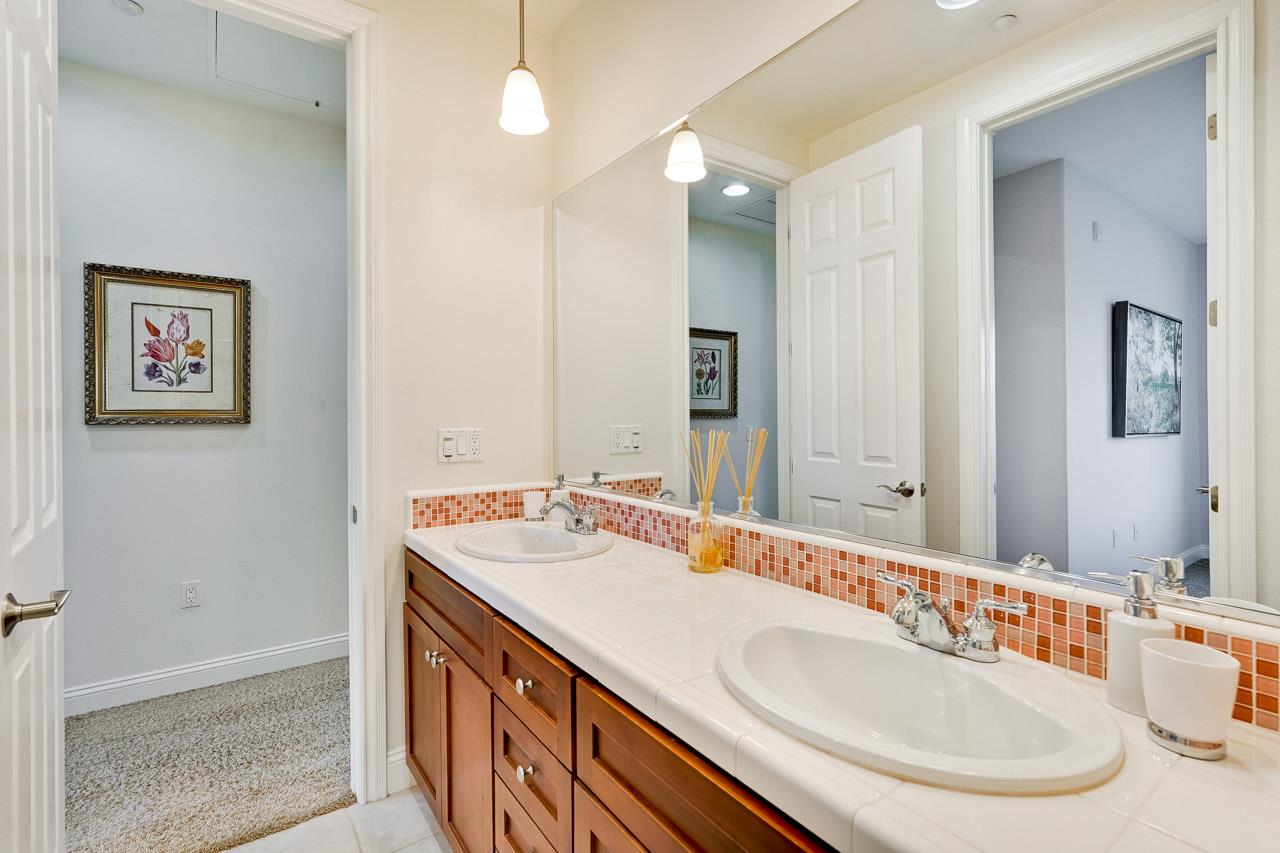 Detail Gallery Image 39 of 71 For 2812 Paseo Ln, San Jose,  CA 95124 - 4 Beds | 4/1 Baths