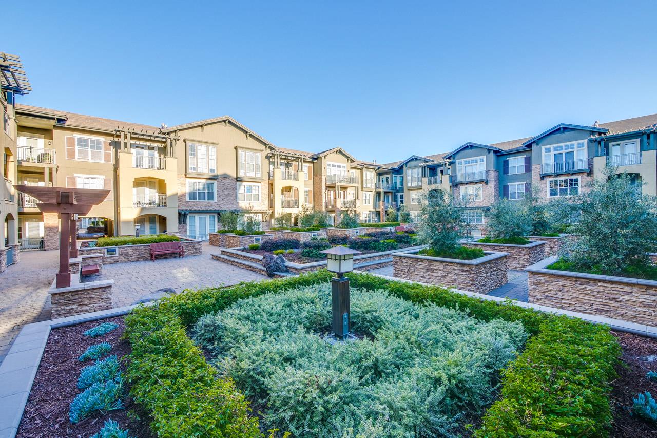 Detail Gallery Image 66 of 71 For 2812 Paseo Ln, San Jose,  CA 95124 - 4 Beds | 4/1 Baths