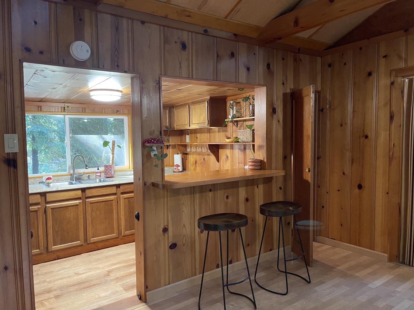 Detail Gallery Image 13 of 28 For 155 Mcgaffigan Mill Rd, Boulder Creek,  CA 95006 - 2 Beds | 1 Baths