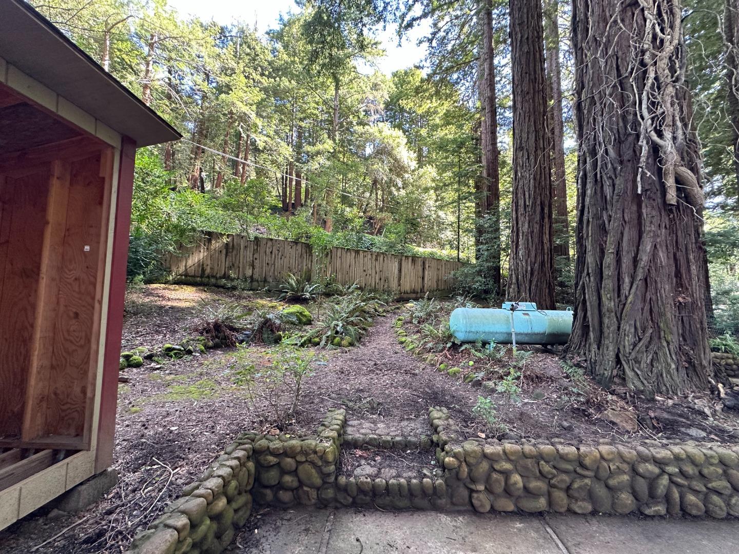 Detail Gallery Image 22 of 28 For 155 Mcgaffigan Mill Rd, Boulder Creek,  CA 95006 - 2 Beds | 1 Baths