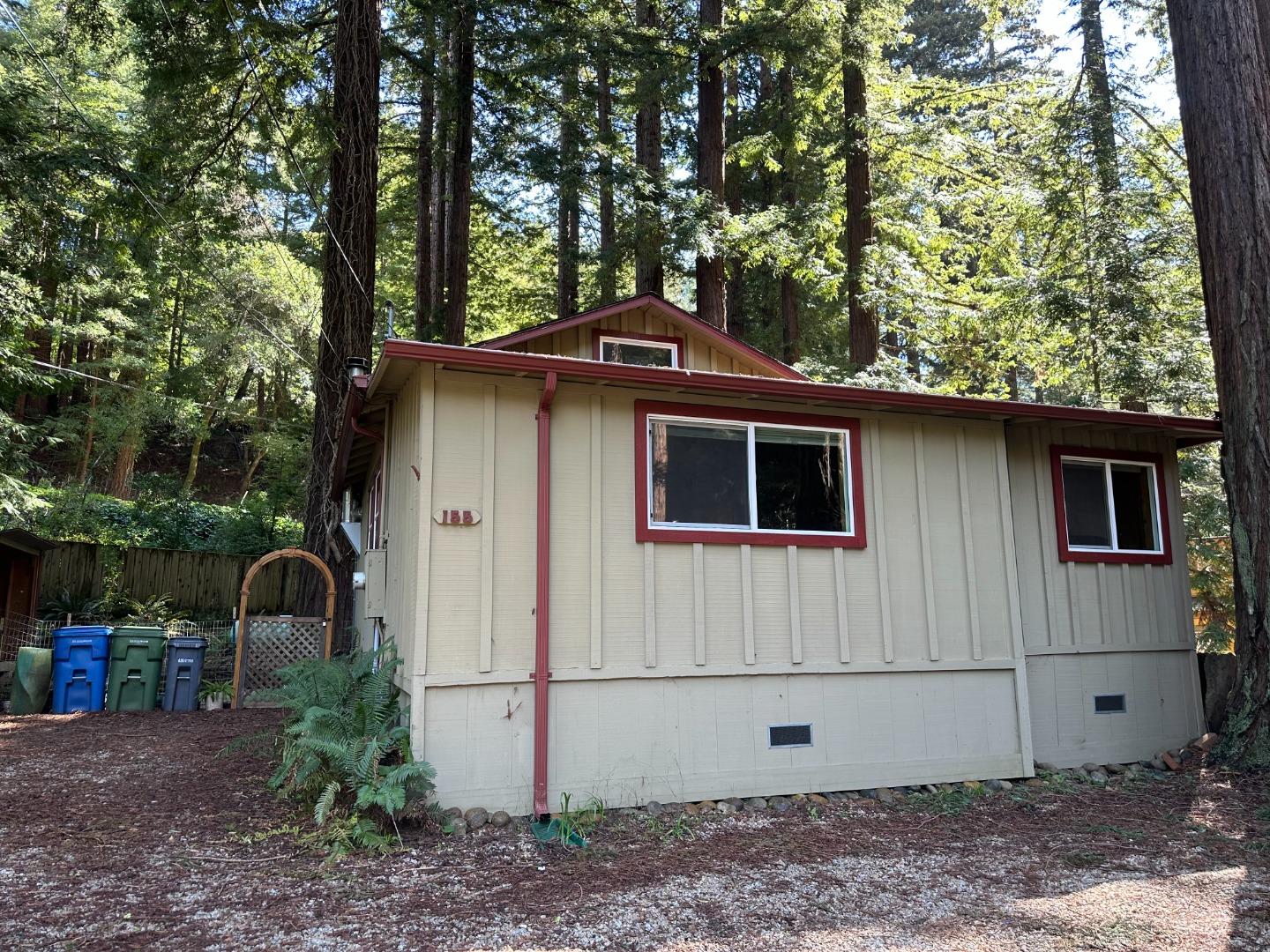 Detail Gallery Image 26 of 28 For 155 Mcgaffigan Mill Rd, Boulder Creek,  CA 95006 - 2 Beds | 1 Baths