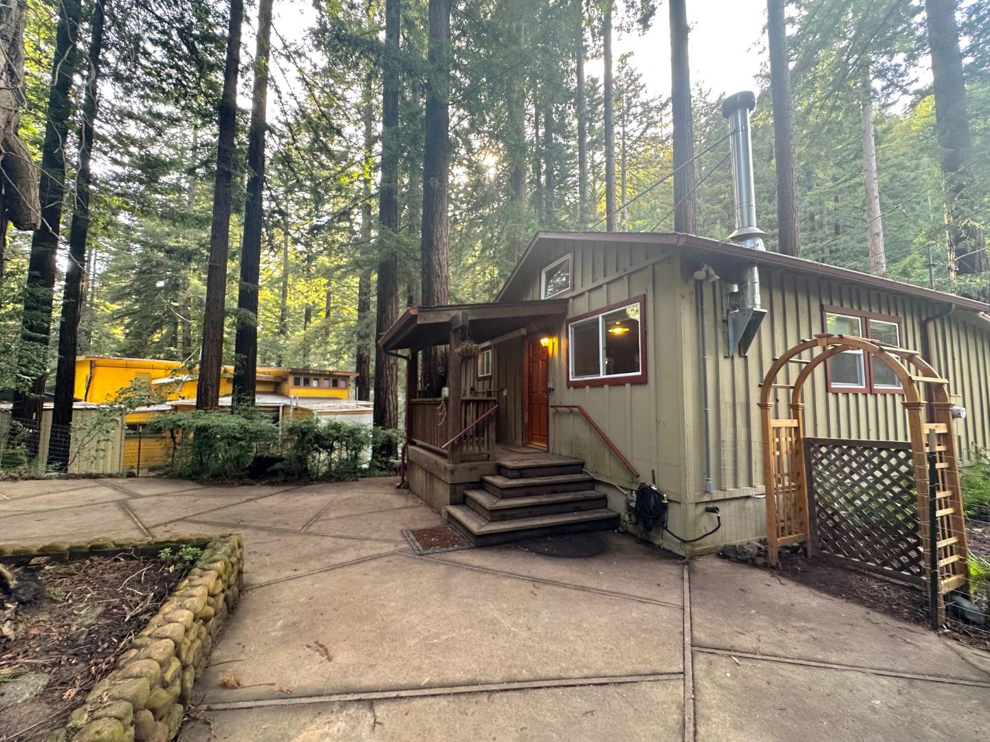 Detail Gallery Image 27 of 28 For 155 Mcgaffigan Mill Rd, Boulder Creek,  CA 95006 - 2 Beds | 1 Baths