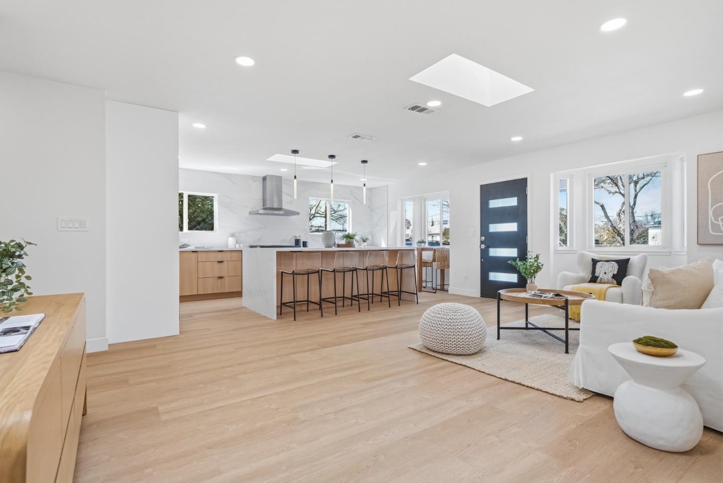 Detail Gallery Image 10 of 53 For 1952 Eisenhower Dr, Santa Clara,  CA 95054 - 5 Beds | 4 Baths