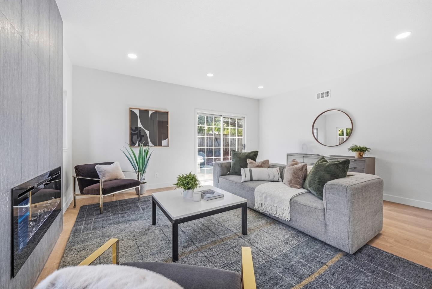 Detail Gallery Image 17 of 53 For 1952 Eisenhower Dr, Santa Clara,  CA 95054 - 5 Beds | 4 Baths