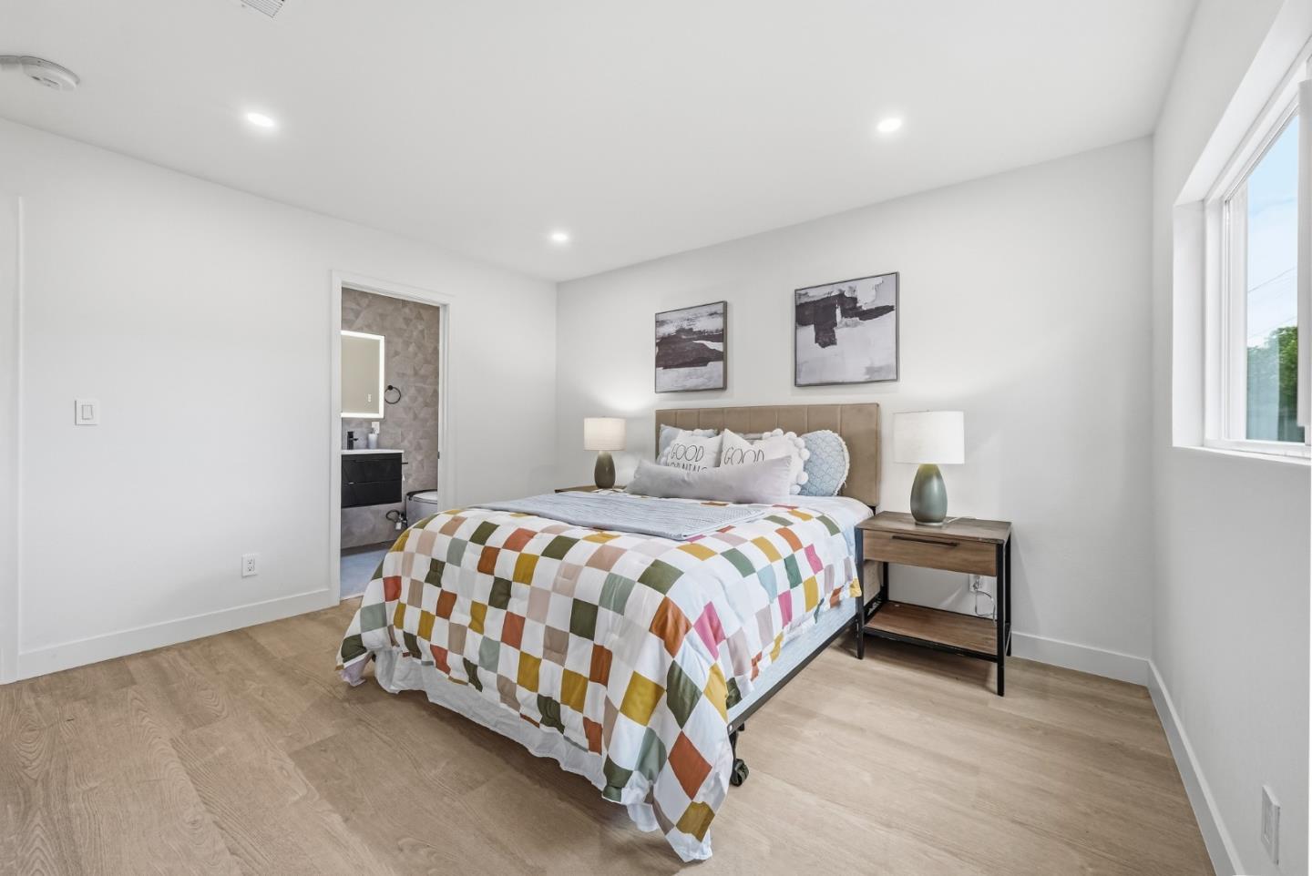 Detail Gallery Image 27 of 53 For 1952 Eisenhower Dr, Santa Clara,  CA 95054 - 5 Beds | 4 Baths