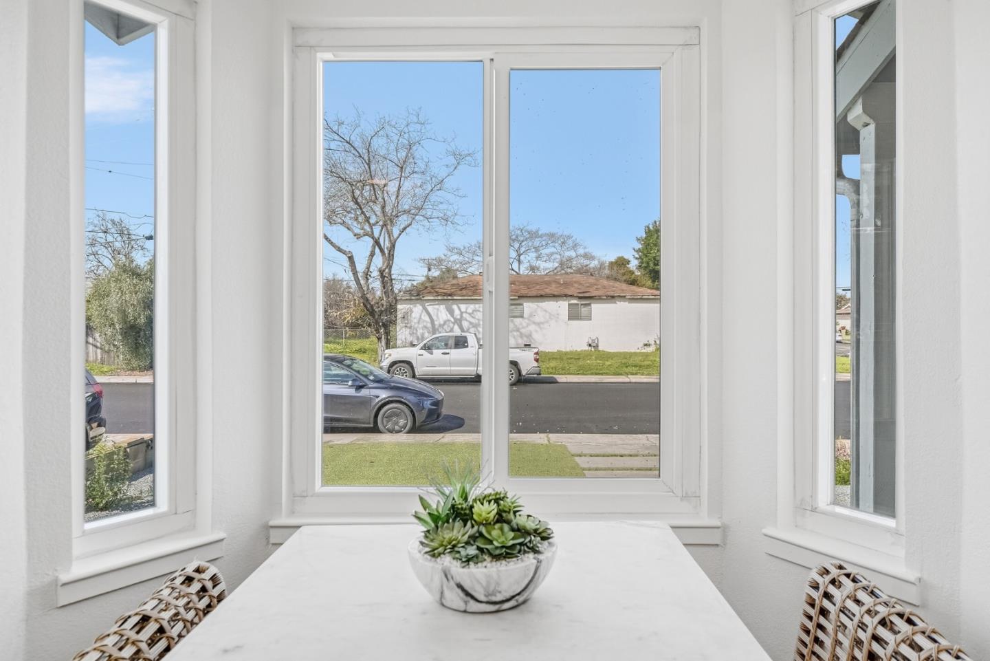 Detail Gallery Image 7 of 53 For 1952 Eisenhower Dr, Santa Clara,  CA 95054 - 5 Beds | 4 Baths