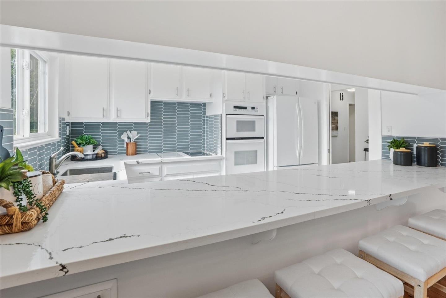 Detail Gallery Image 15 of 36 For 10955 Edgemont Dr, San Jose,  CA 95127 - 2 Beds | 3 Baths