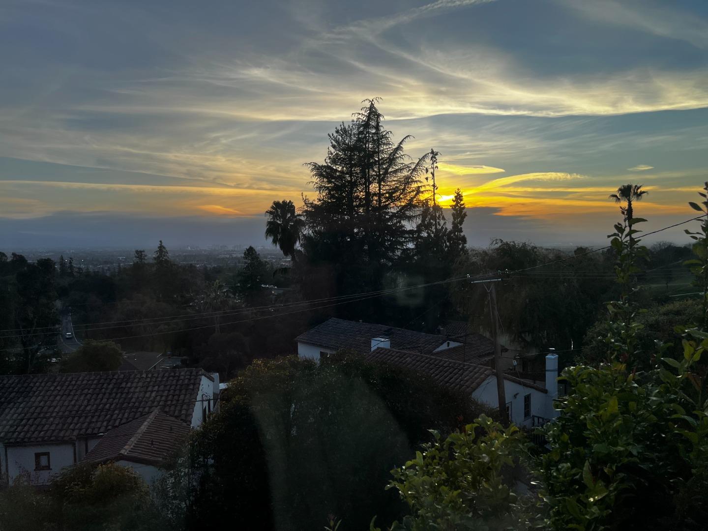 Detail Gallery Image 34 of 36 For 10955 Edgemont Dr, San Jose,  CA 95127 - 2 Beds | 3 Baths