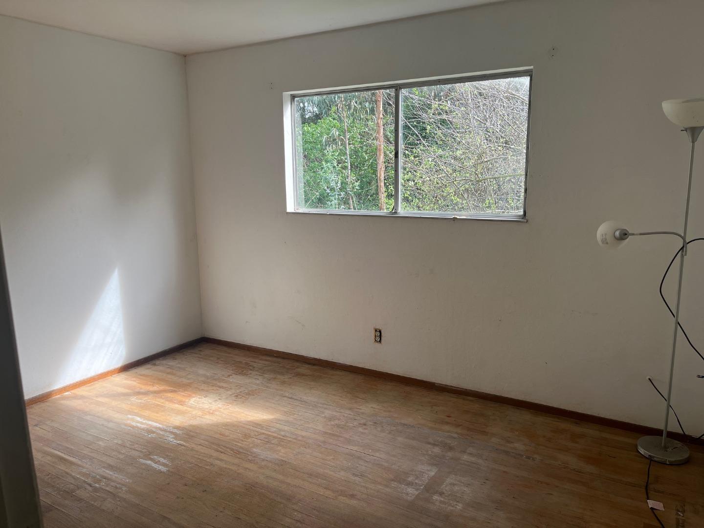 Detail Gallery Image 8 of 13 For 2286 Meadowlark St, San Pablo,  CA 94806 - 3 Beds | 2 Baths