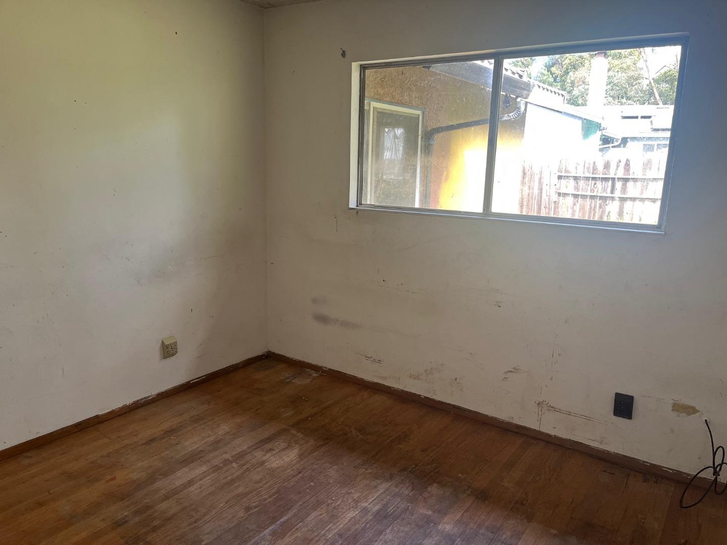 Detail Gallery Image 9 of 13 For 2286 Meadowlark St, San Pablo,  CA 94806 - 3 Beds | 2 Baths