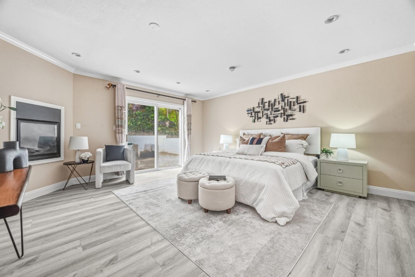 Detail Gallery Image 13 of 39 For 3202 E Laurel Creek Rd, Belmont,  CA 94002 - 3 Beds | 3 Baths