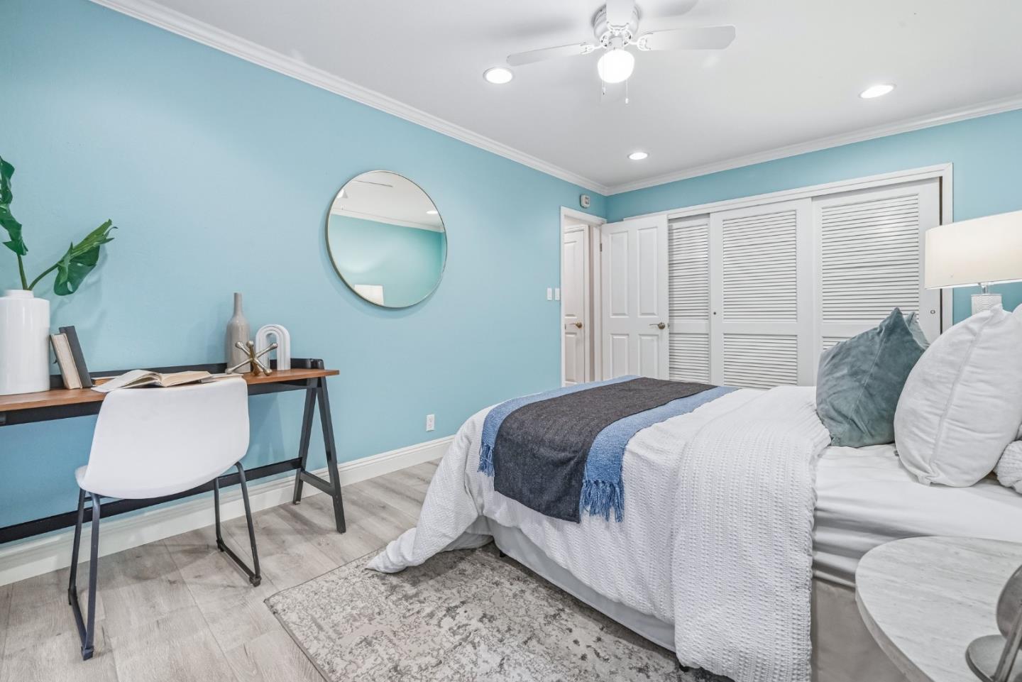 Detail Gallery Image 21 of 39 For 3202 E Laurel Creek Rd, Belmont,  CA 94002 - 3 Beds | 3 Baths