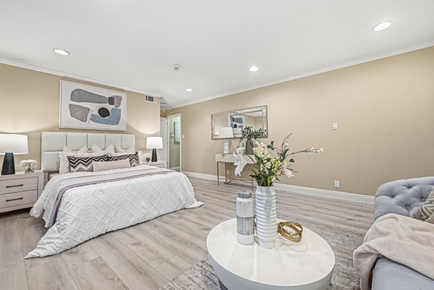 Detail Gallery Image 28 of 39 For 3202 E Laurel Creek Rd, Belmont,  CA 94002 - 3 Beds | 3 Baths